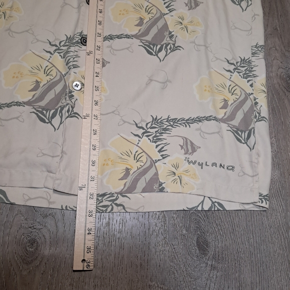 Wyland Signature Shirt Mens XL Silk Hawaiian Button Up Short Sleeve Casual - Picture 4 of 8